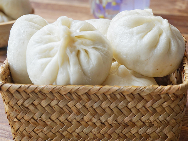 雪霞面粉:同樣漲價5元，包子鋪選哪款面粉更劃算？